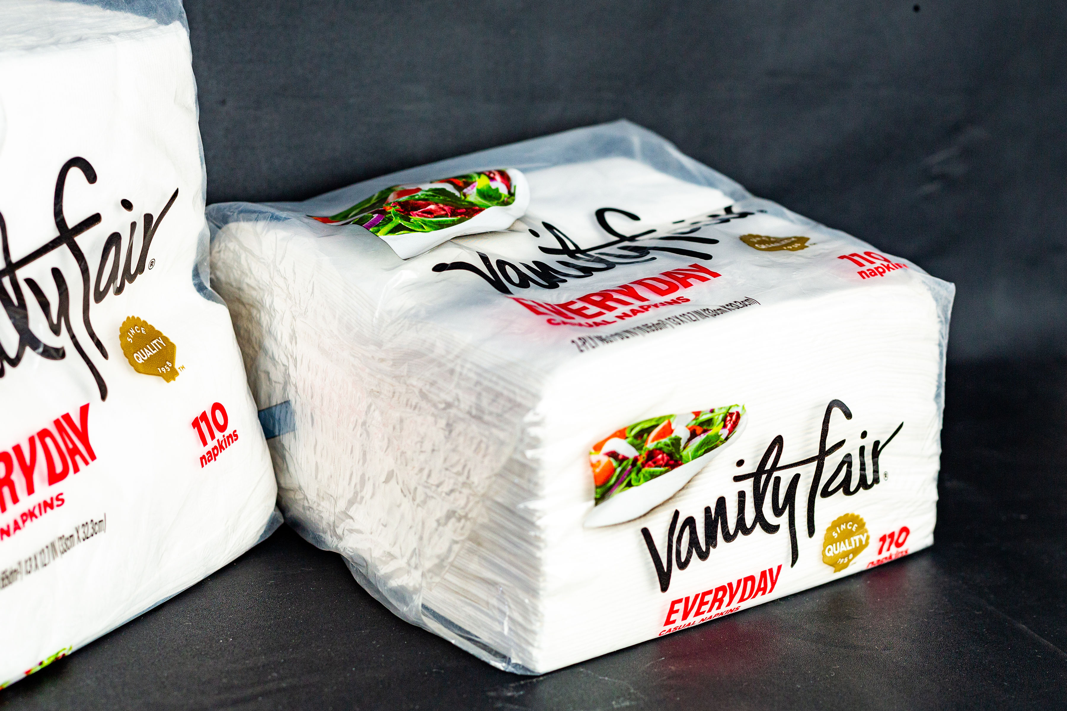 Vanityfair Tissue hover